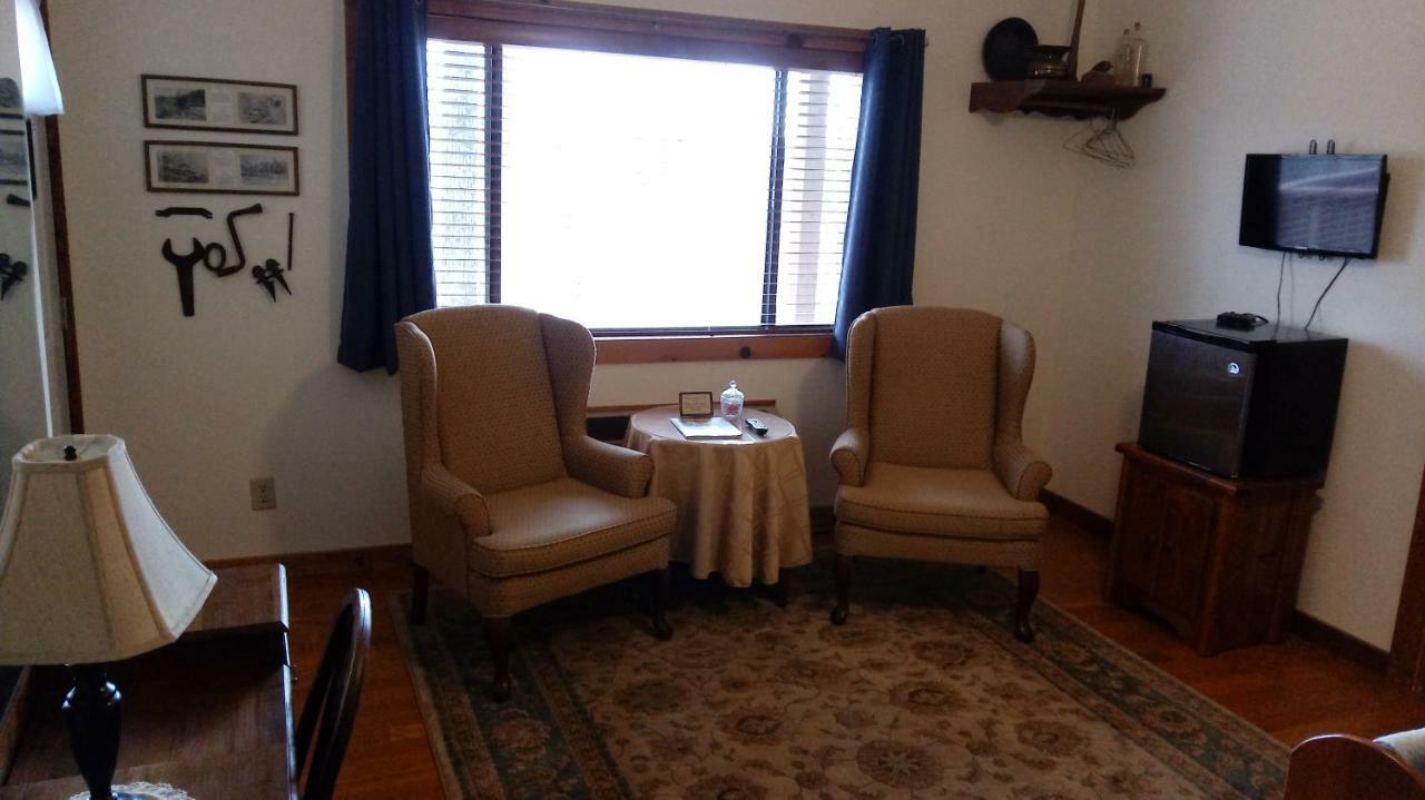 Mountain Top Lodge Dahlonega Bagian luar foto