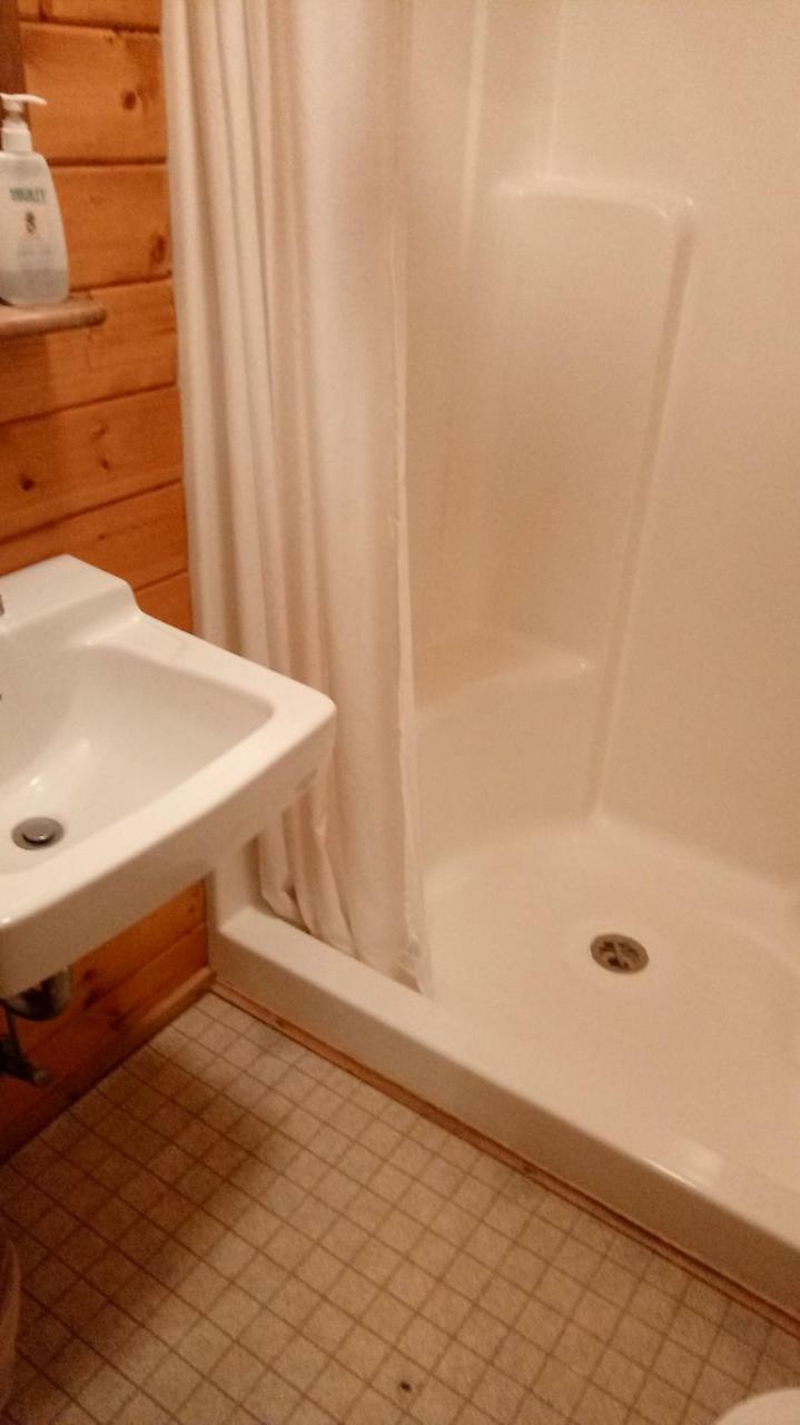 Mountain Top Lodge Dahlonega Bagian luar foto