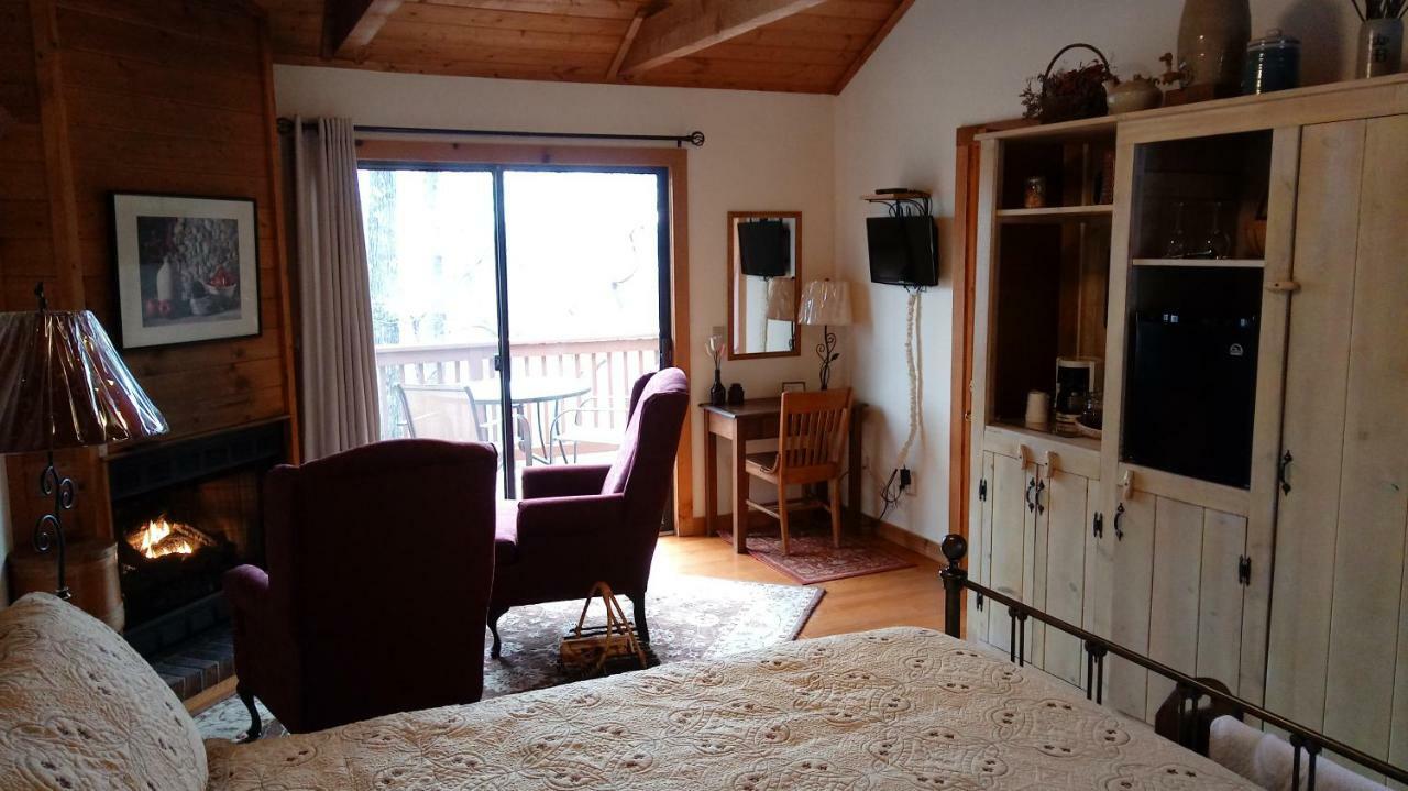 Mountain Top Lodge Dahlonega Bagian luar foto