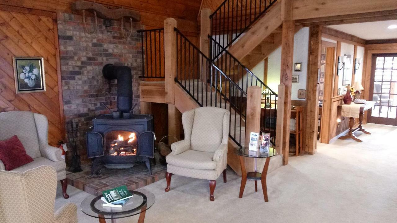 Mountain Top Lodge Dahlonega Bagian luar foto