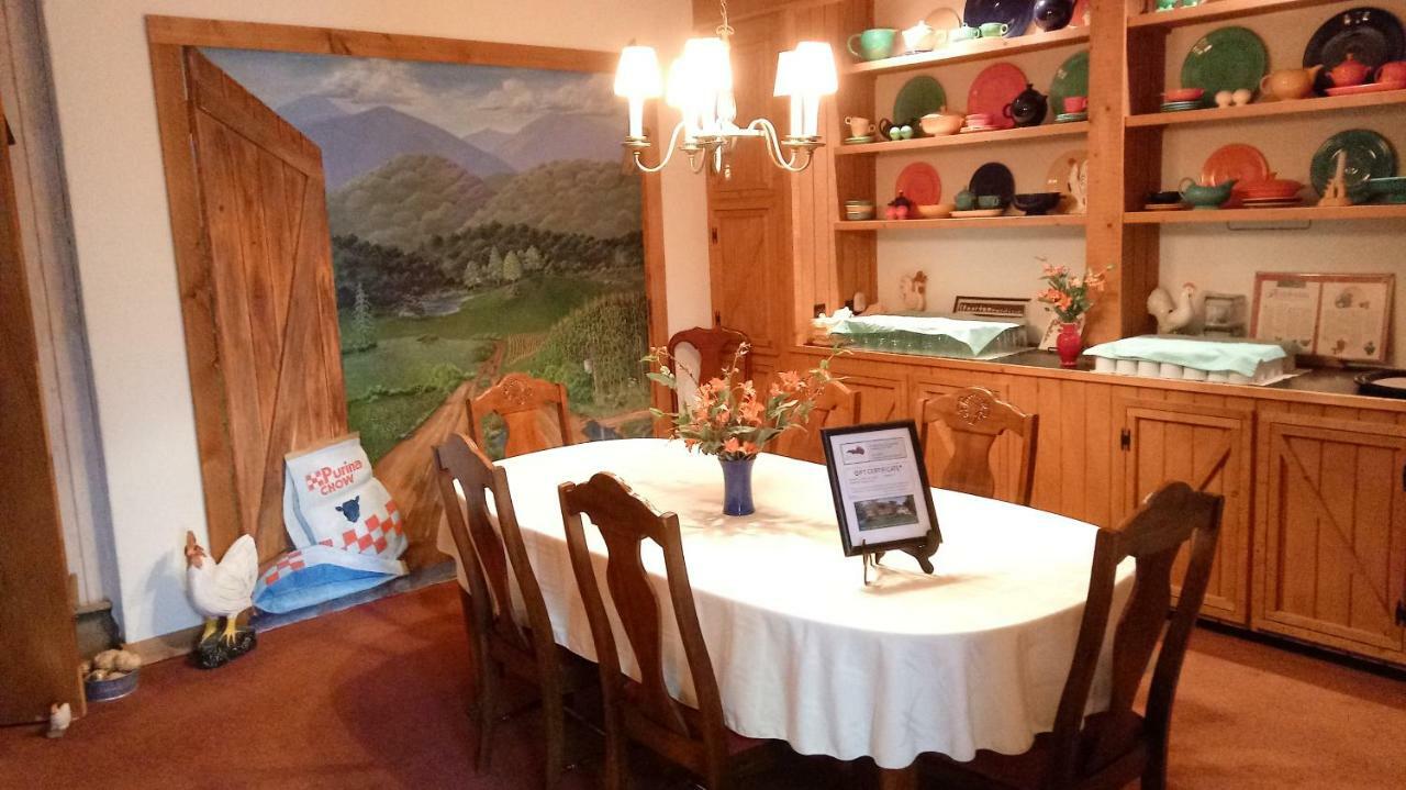 Mountain Top Lodge Dahlonega Bagian luar foto