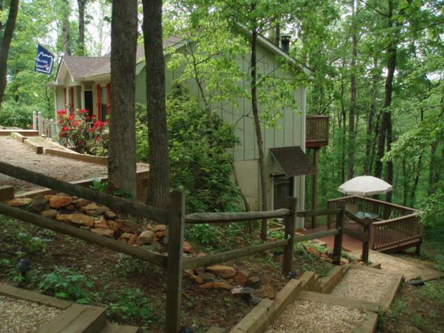 Mountain Top Lodge Dahlonega Bagian luar foto